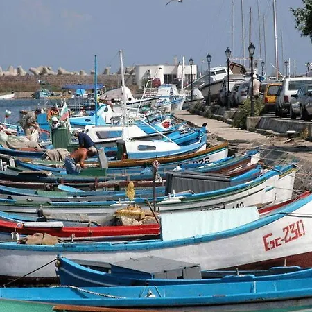 Elena Gasthuis Sozopol